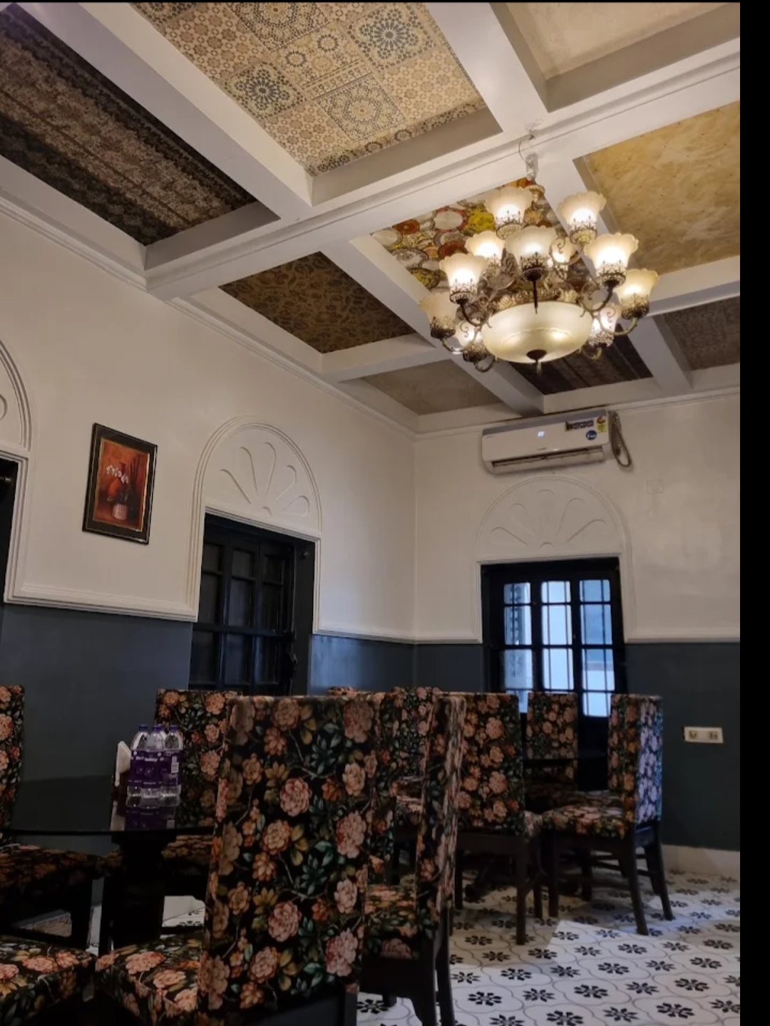 Kolkata Rajbari Ambiance Photo 23